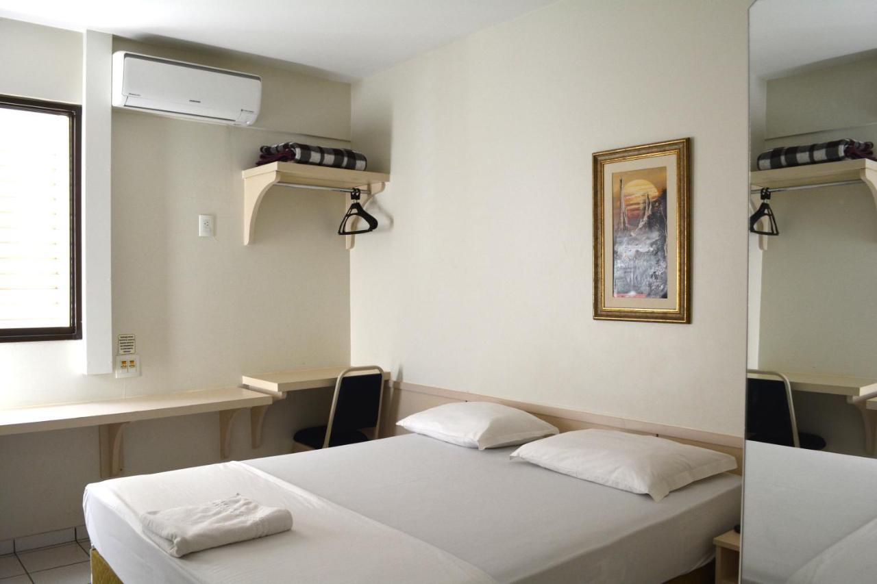 Sara Palace Hotel Uberlândia エクステリア 写真