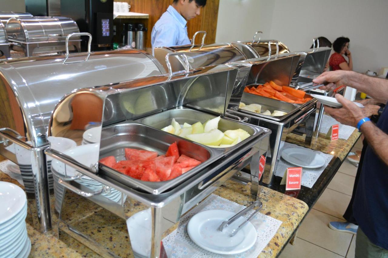 Sara Palace Hotel Uberlândia エクステリア 写真