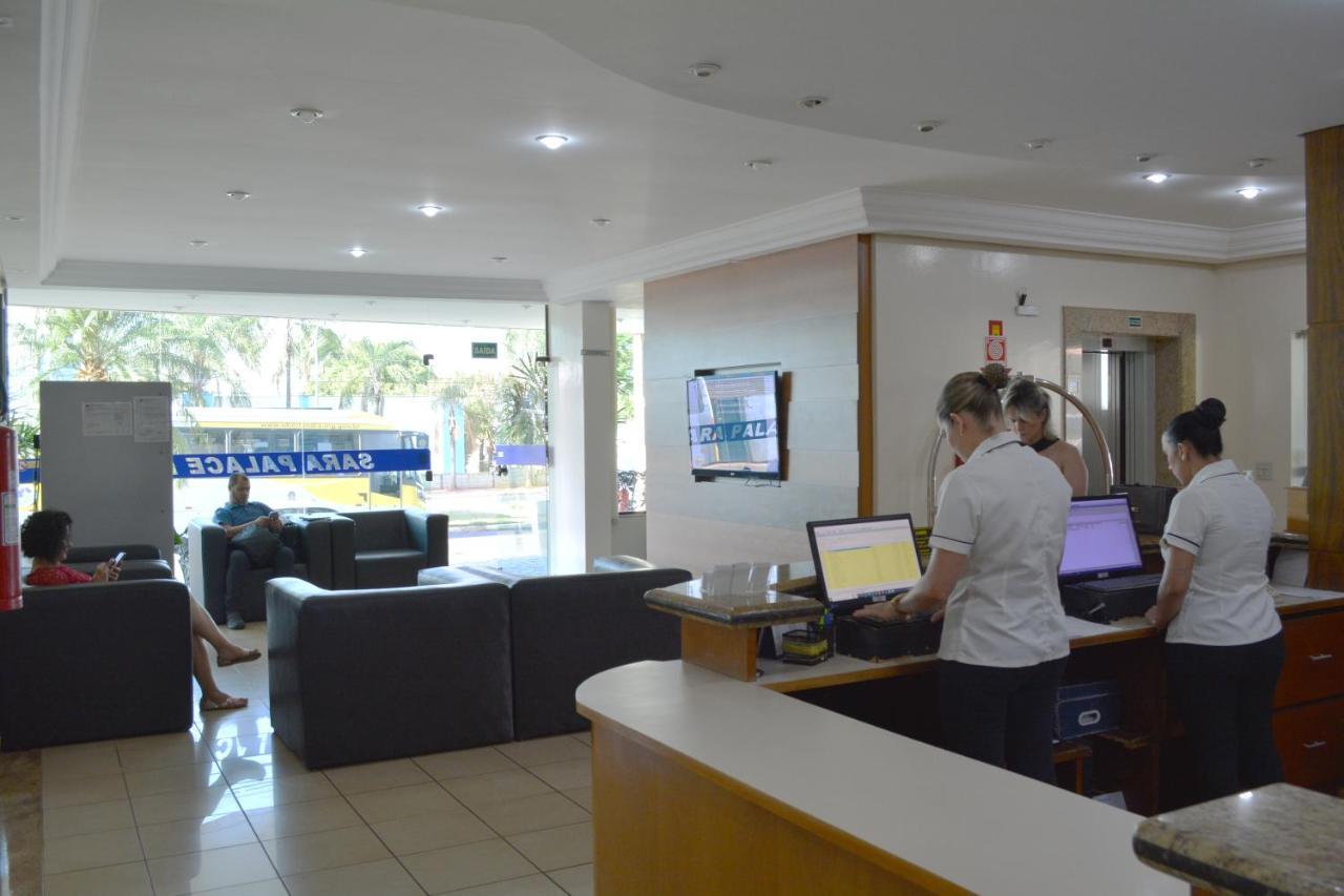 Sara Palace Hotel Uberlândia エクステリア 写真